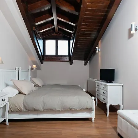 Palacio De Ivan Tarin Hotell 2*